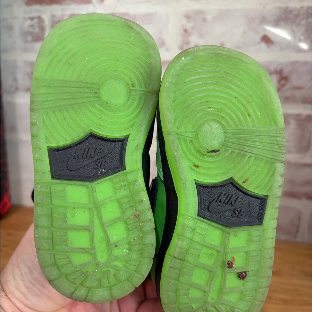 Nike Dunk Low Pro SB ‘Buttercup’ Toddler Size - Picture 6 of 6